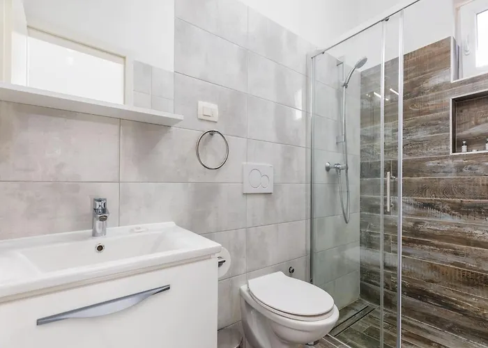 In Near Amphitheater * Pula